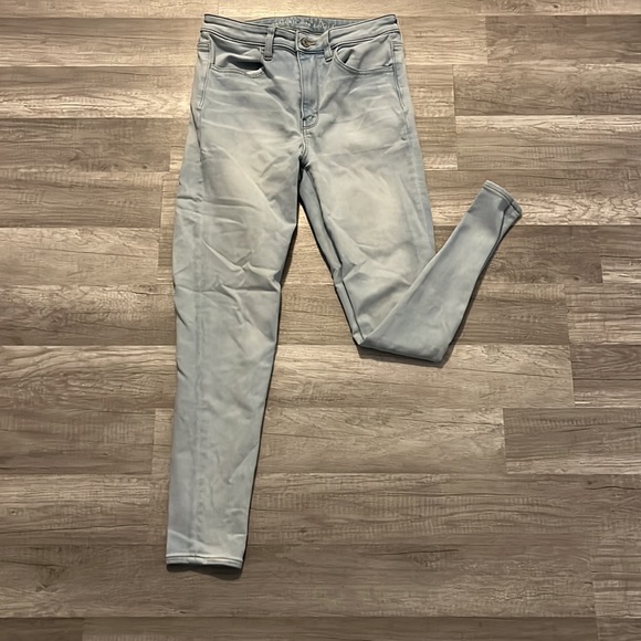 American Eagle skinny jeans- high waisted- super stretch - Picture 3 of 3